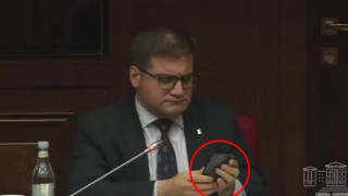 a8man-baba5anjan_uVV-p.jpg