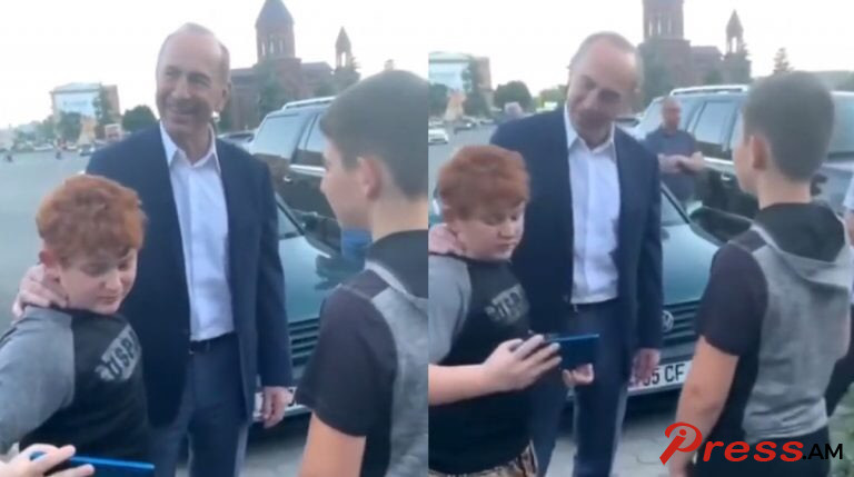 tiktok-qocharyan_f1aJL.jpg