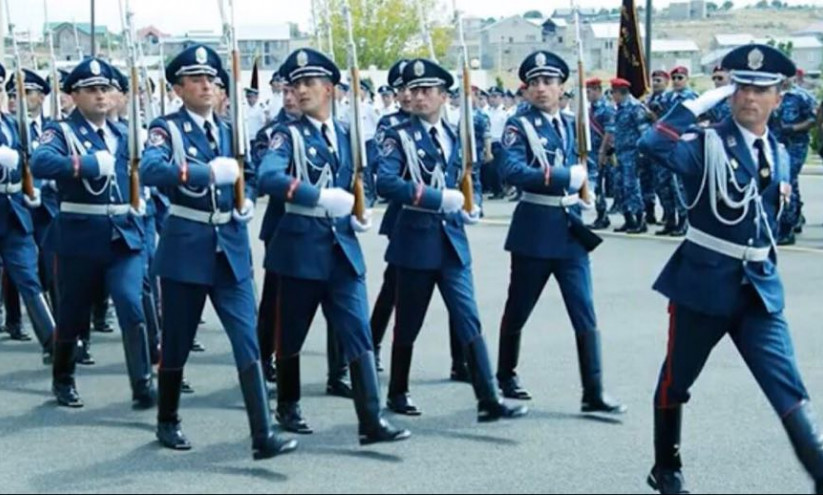 hrro_w75cq.jpg