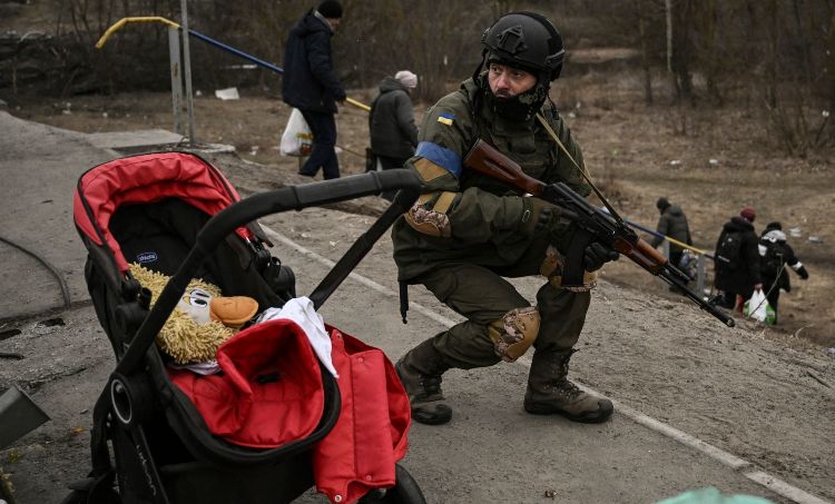 russia-ukraine-war_ETRFs.jpg