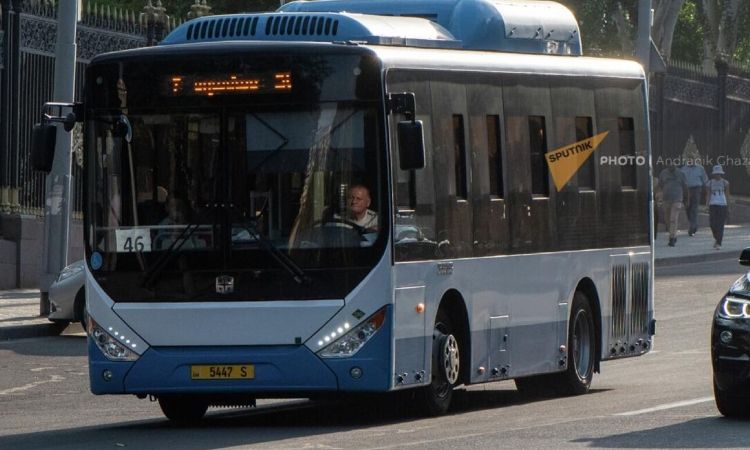 erevani-transportnery_5DXV5.jpg
