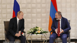 nikol-putin_RgGw9.jpg