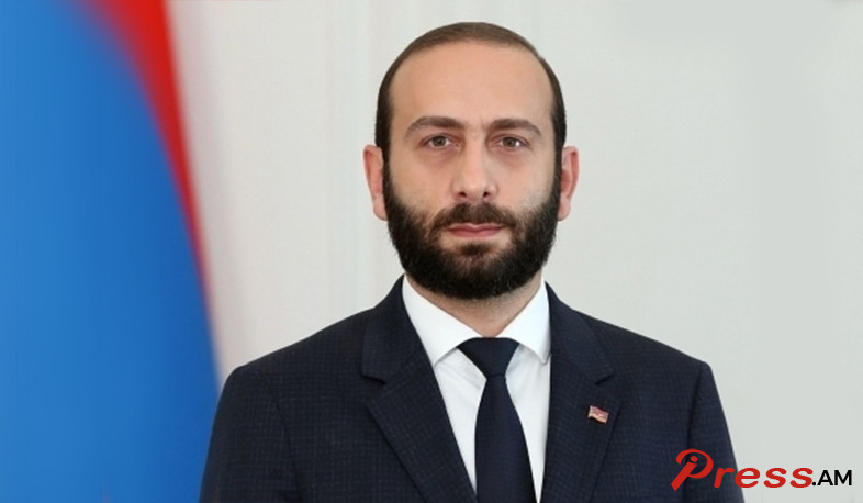 ararat-mirzoyan_bhDY2.jpg