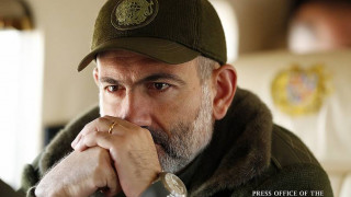pashinyan-vhukner_Tg5Er.jpg