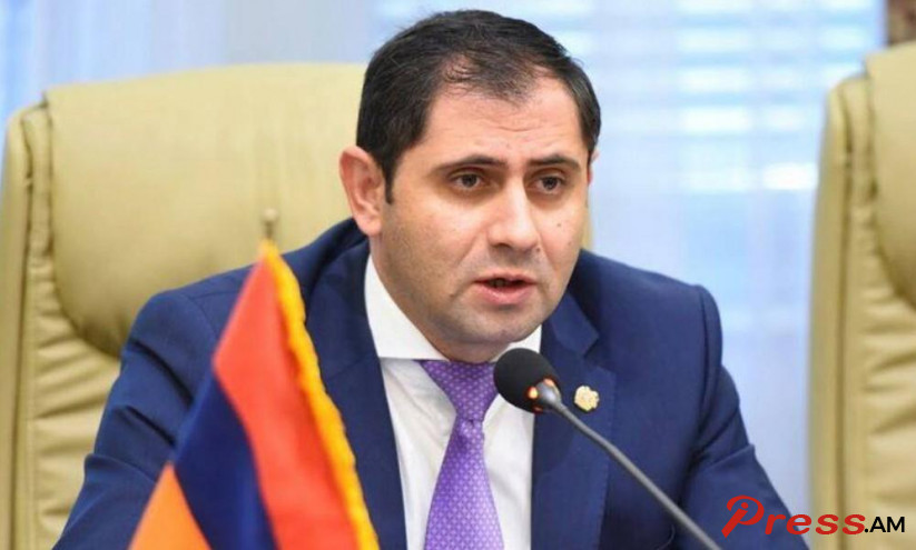 suren-papikyan_jd2Jj.jpg