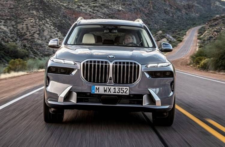bmw-x7_LMQKP.jpg