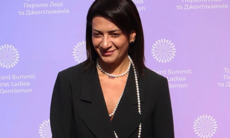 anna-hakobyan_B66j8.jpg