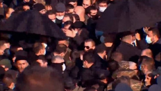 dipukaharner-pashinyan_6aiMI.jpg