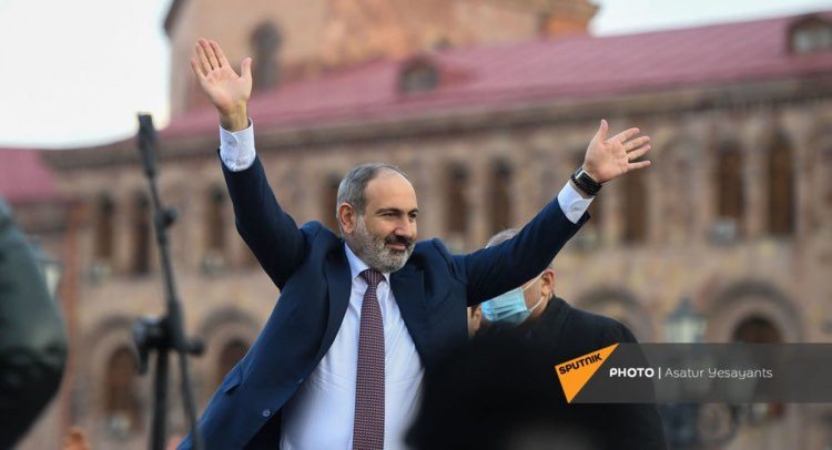 nigol_ab-mP.jpg