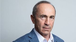 qocharyan-r_9h2I_.jpg