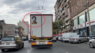 jj_eUzxU.jpg
