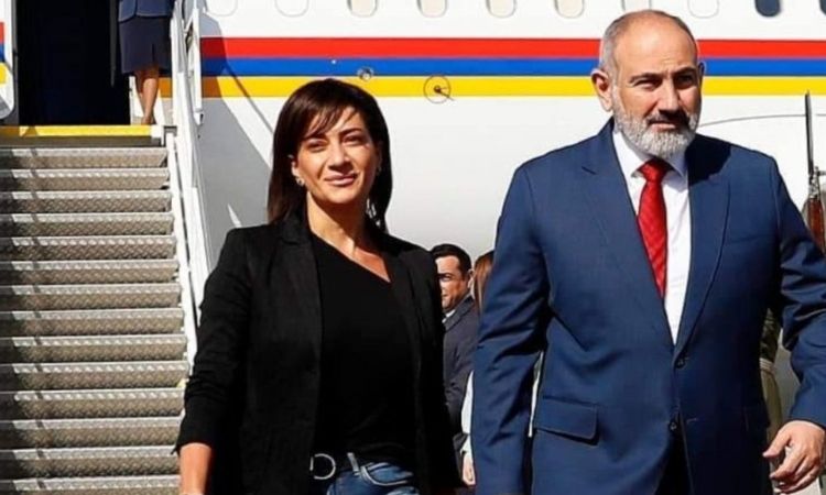 nikol-pashinyan-anna-hakobyan_7332Q.jpg