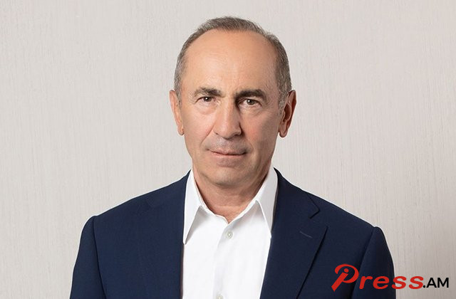 robert-qocharyan_CU9Zf.jpg