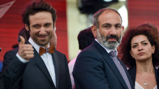 marutyan-pashinyan_UFzgK.jpg